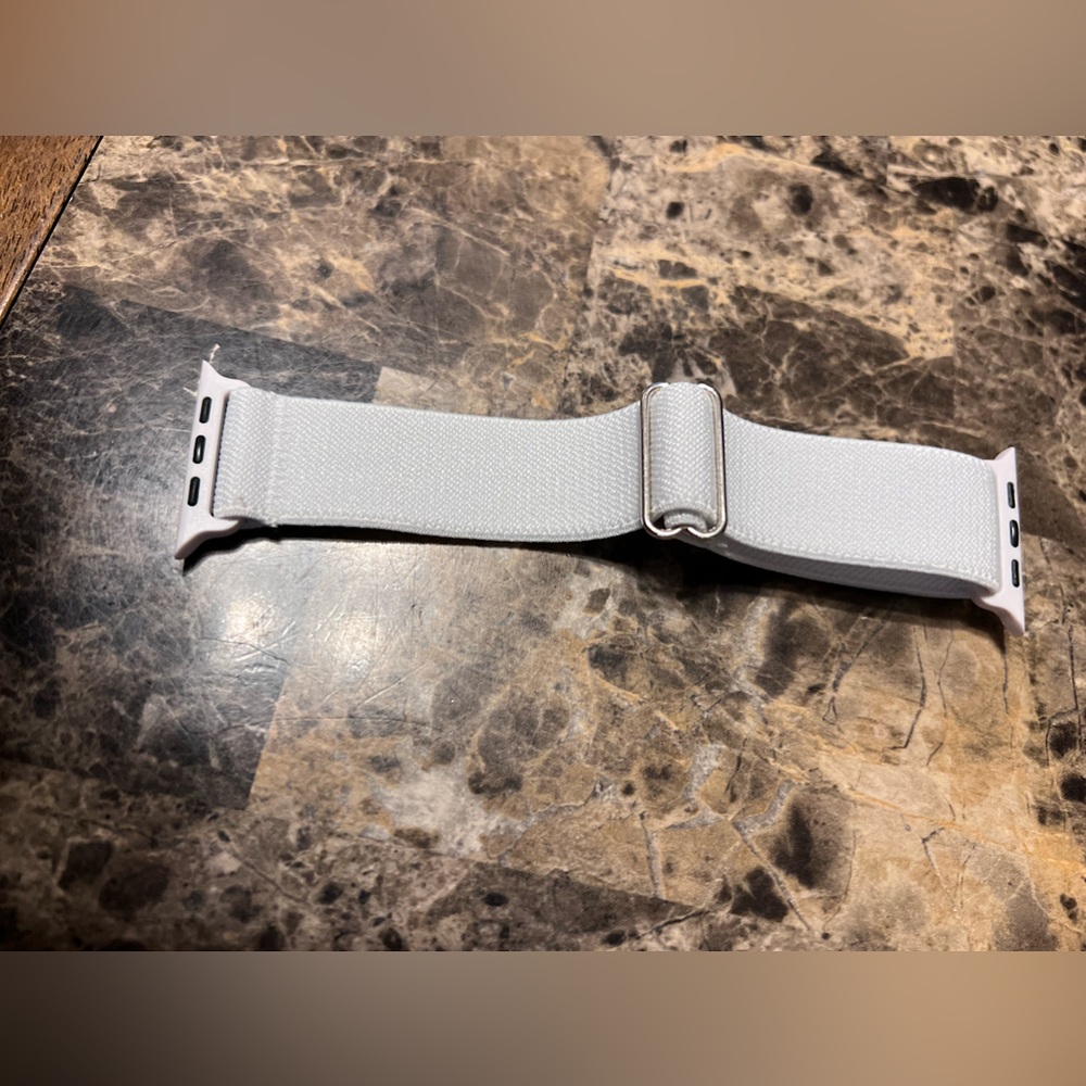 APPLE Watch band, white 43/44/45mm watch NWOT